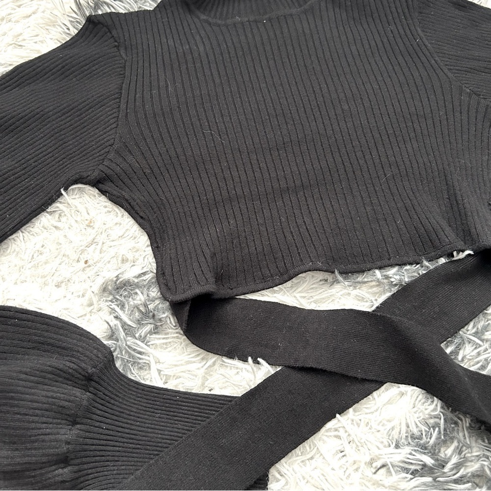 NWT Eladay Crop Wrap Sweater - Picture 3 of 6